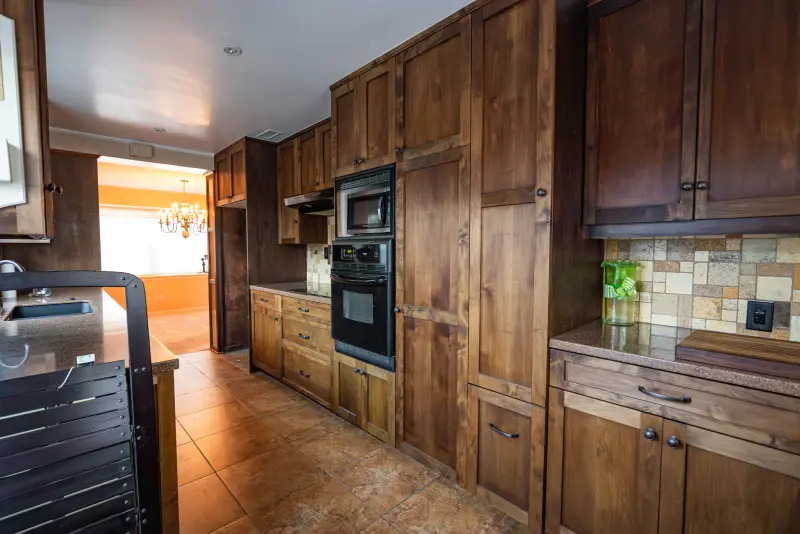 Kitchen wall oven and cabinets